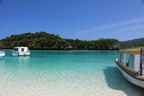 Office closure during summer holiday season in Japan, August 2023