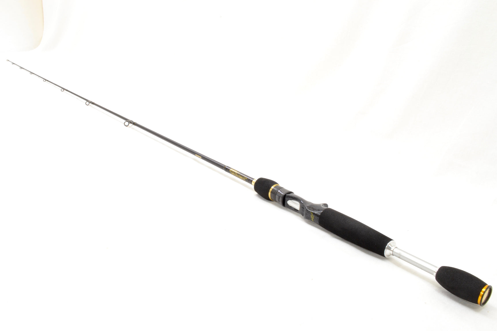 Used Megabass Destroyer Hi-10X Baitcasting F4-66X Cyclone