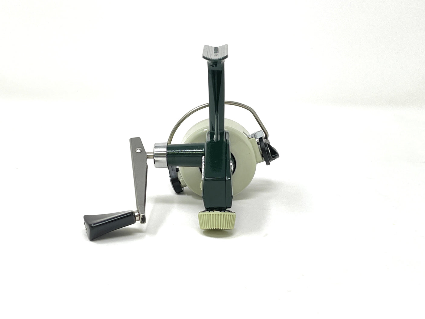 Used Abu Garcia Cardinal 33 Left