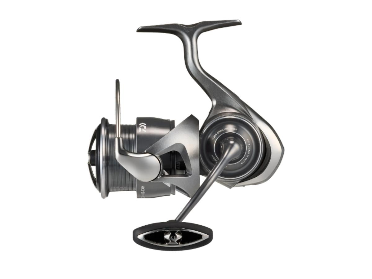 daiwa caldia fishing reels 25 LT3000 covering everything from popular light shore casting and SLJ (Super Light Jigging) to large bluefish and tuna in saltwater lure games Daiwa 25 Caldia LT3000S-CXH