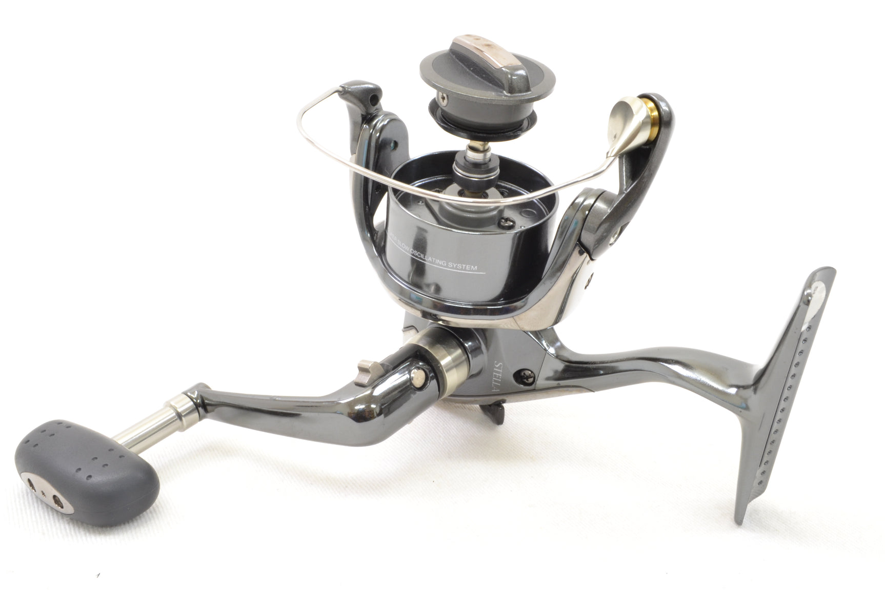 Used Shimano 01 Stella AR3000 ** No Spool