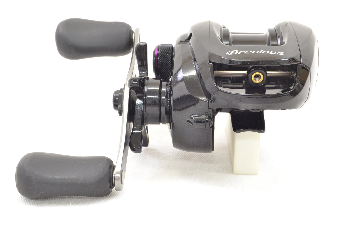 Used Shimano 14 Brenious Right