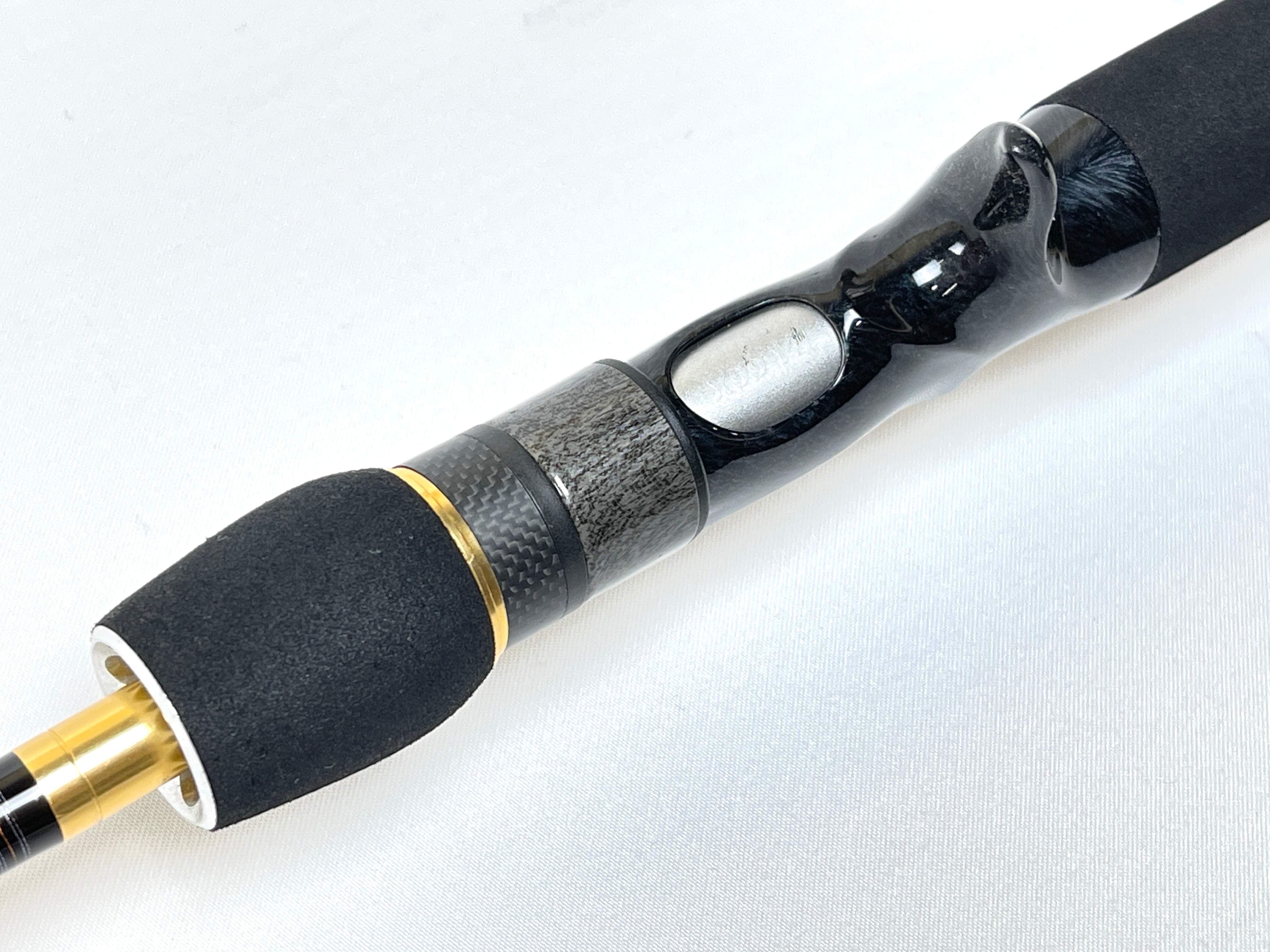 Used Megabass Destroyer Hi-10X Baitcasting F4-66X Cyclone – JDM