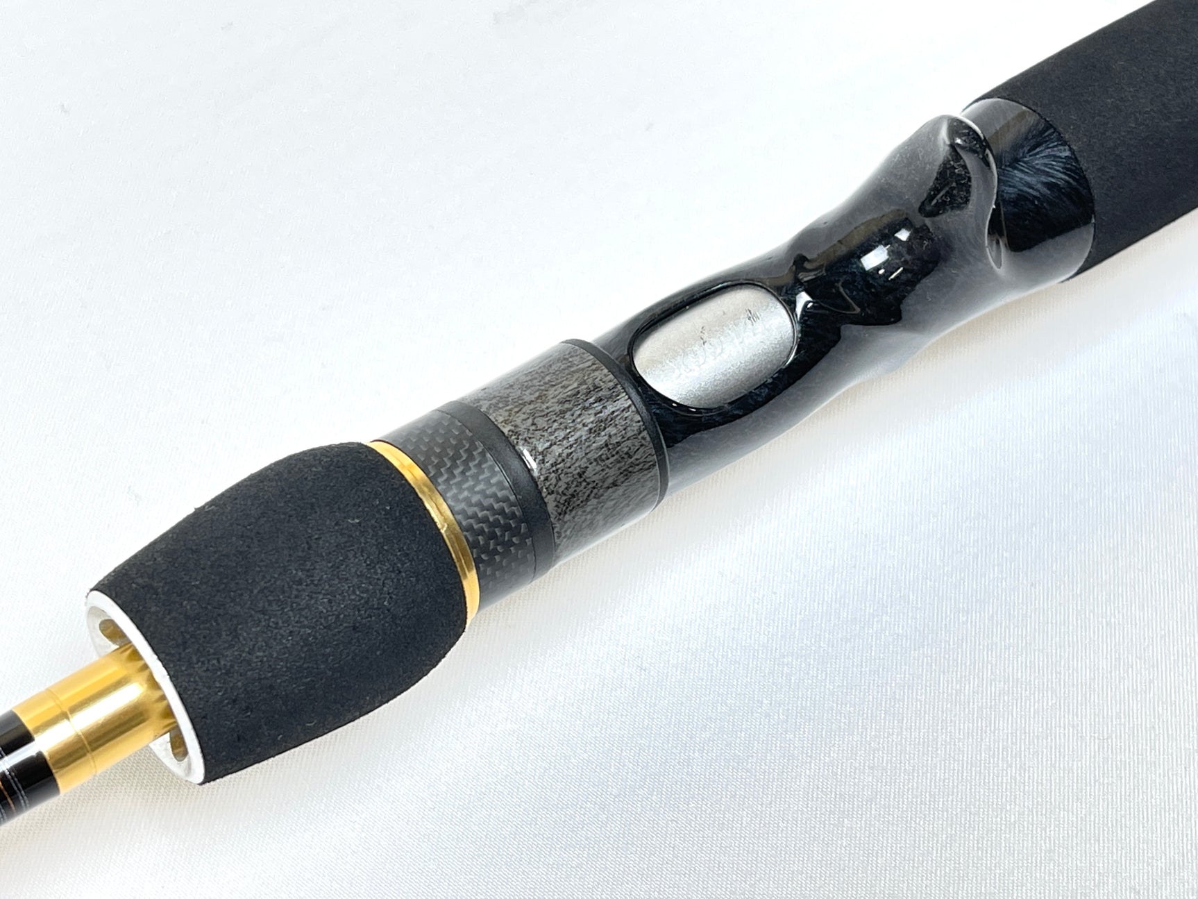 Used Megabass Destroyer Hi-10X Baitcasting F4-66X Cyclone