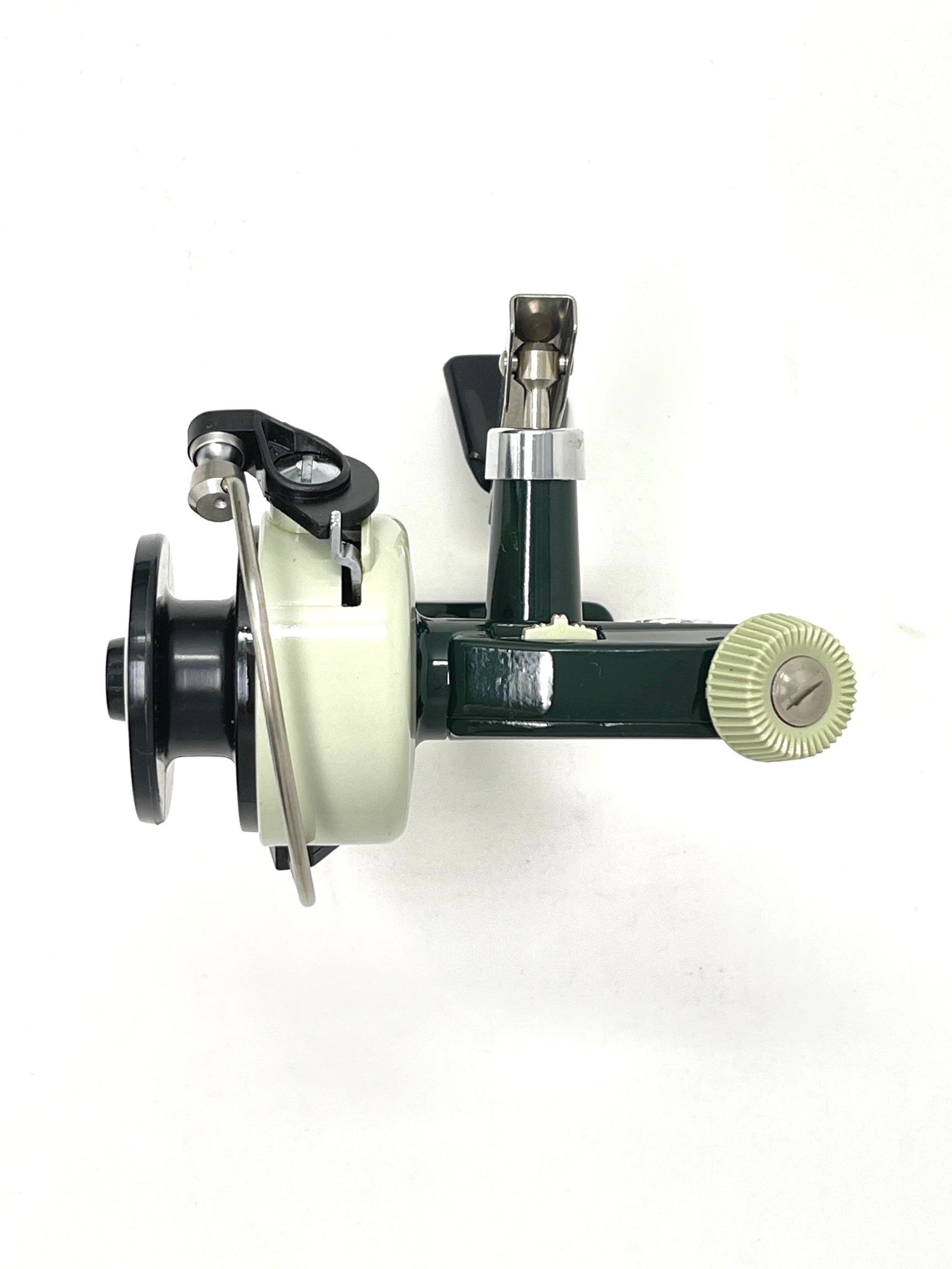 Used Abu Garcia Cardinal 33 Left